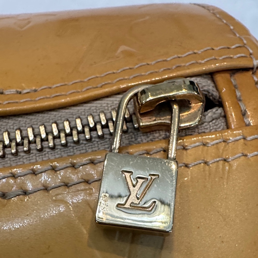Authentic Louis Vuitton Vernis Papillon Bag - Picture 10 of 13